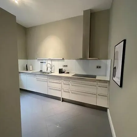 Exklusive Jugendstilwohnung In An Der Mosel - 4 Personen - 2 Schlafzimmer - Waschmaschine - Trockner Apartment