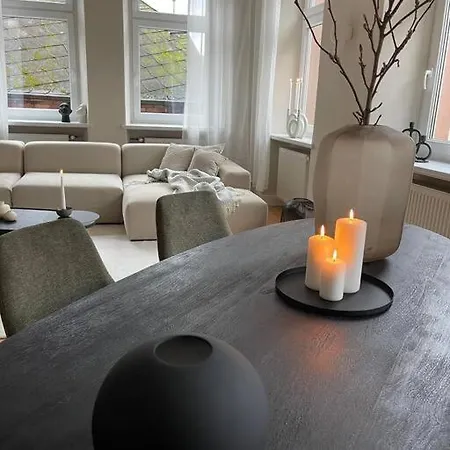 Apartment Exklusive Jugendstilwohnung In An Der Mosel - 4 Personen - 2 Schlafzimmer - Waschmaschine - Trockner