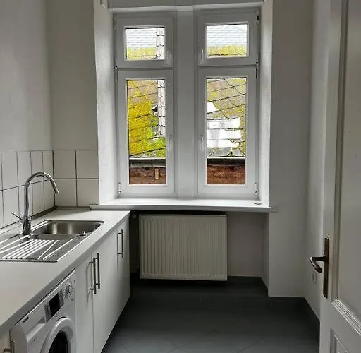 דירה Bg Living & Hosting - Exklusive Jugendstilwohnung An Der Mosel In - 2 Schlafzimmer, Bis 4 Personen, Fahrradkeller, Waschmaschine & Trockner Ürzig