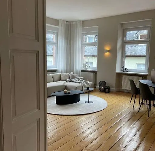 Bg Living & Hosting - Exklusive Jugendstilwohnung An Der Mosel In - 2 Schlafzimmer, Bis 4 Personen, Fahrradkeller, Waschmaschine & Trockner דירה Ürzig